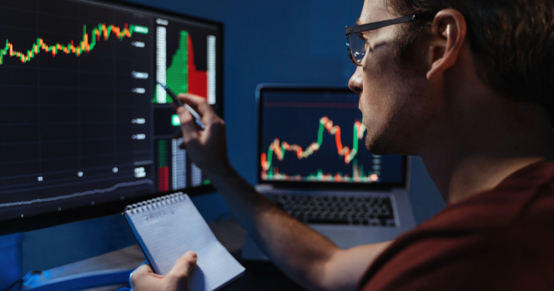 How to Read Charts and Trade with Confidence